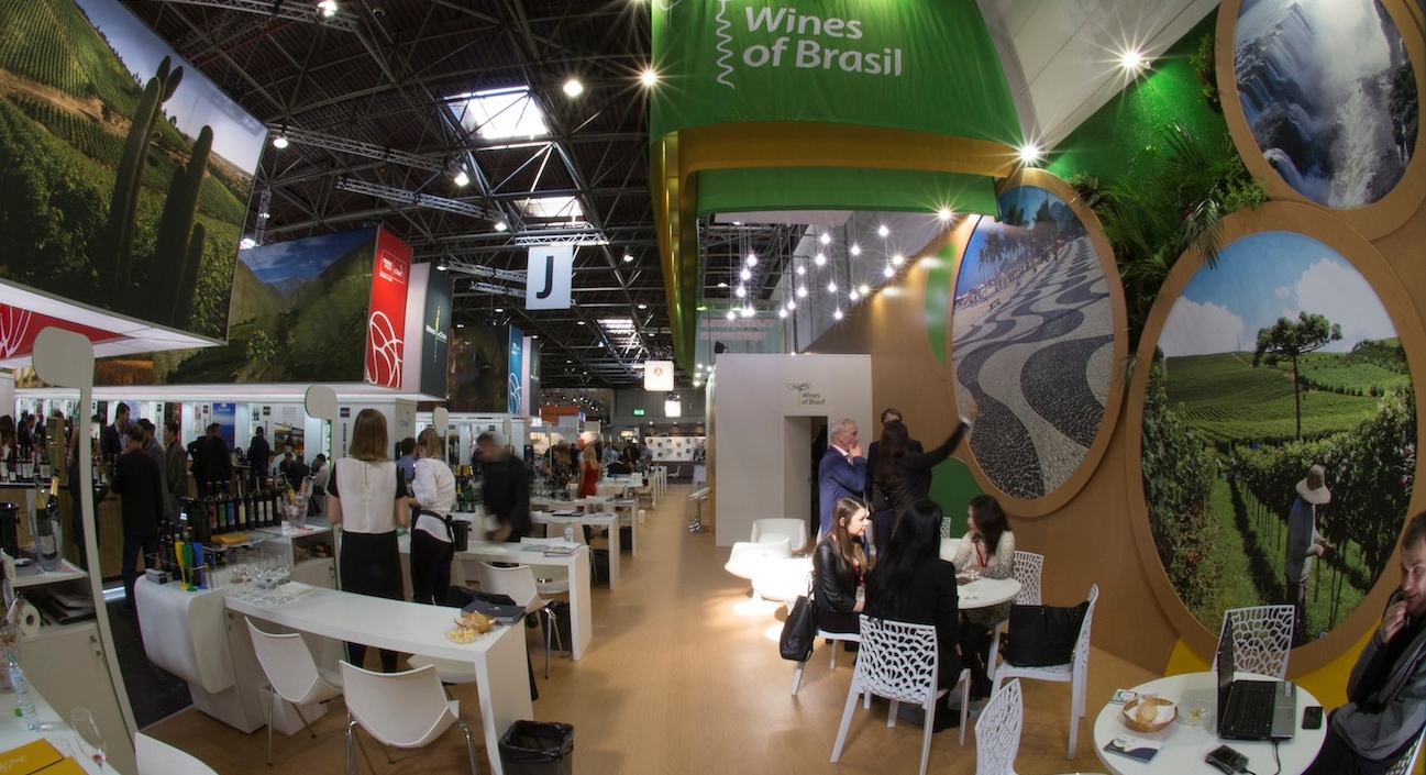 VINÍCOLAS BRASILEIRAS PROJETAM US$ 400 MIL EM FEIRA NA CHINA